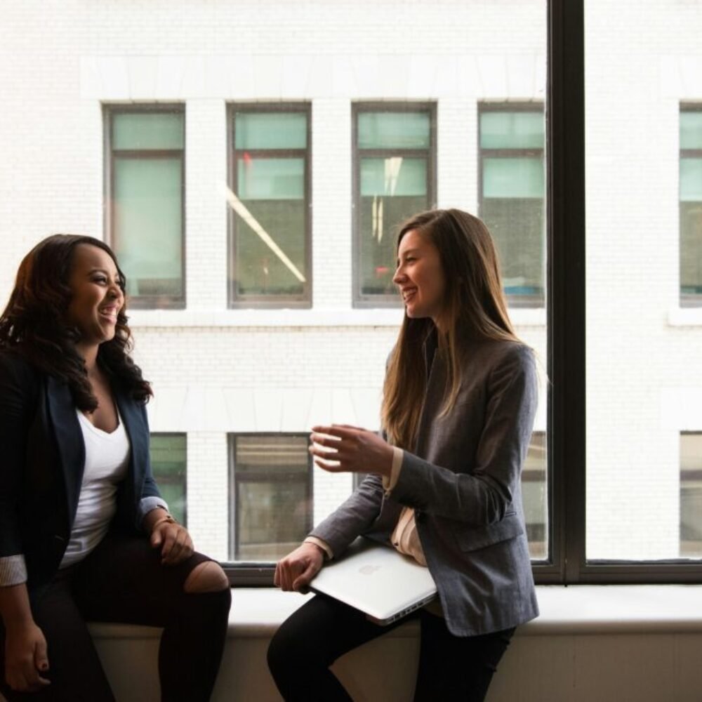 How to Make Friends at Work! 10 Quick & Easy Tips